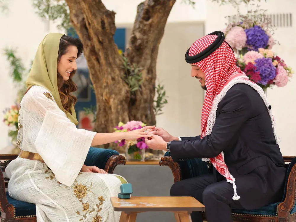 Le plus beau gosse des enfants de la reine Rania de Jordanie va se fiancer et sa moitié est une bombe !