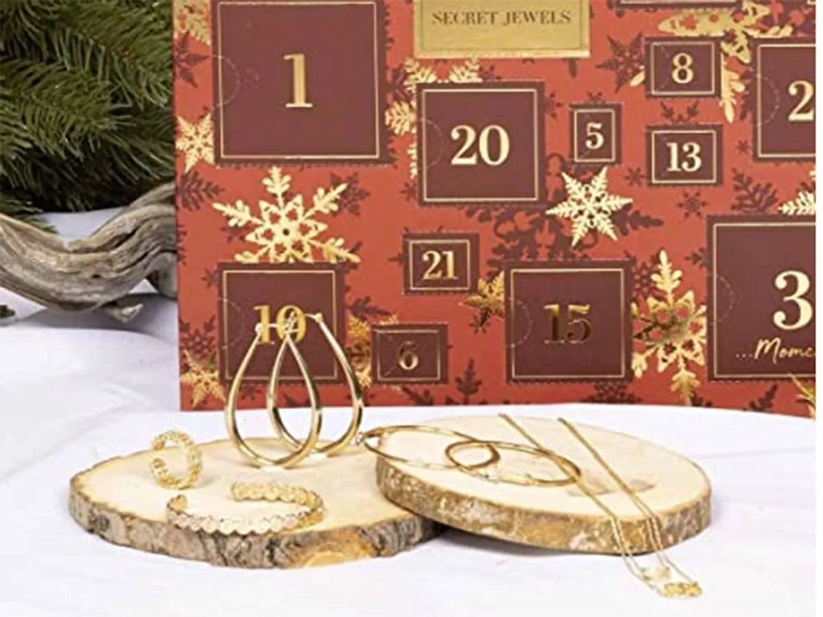 Noël 2022 : 3 calendriers de l'Avent bijoux à moins de 40€